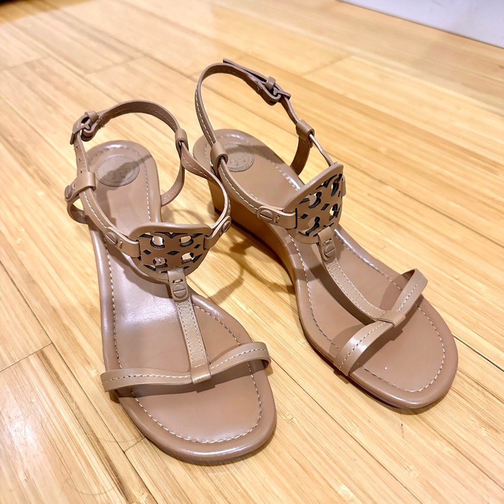 Tory Burch T-Strap Miller wedge heel in beige/tan - size 7